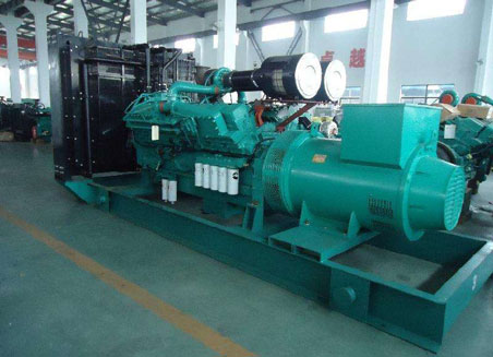 额敏800kw康明斯柴油发电机组图片 额敏800kw康明斯柴油发电机组图片
